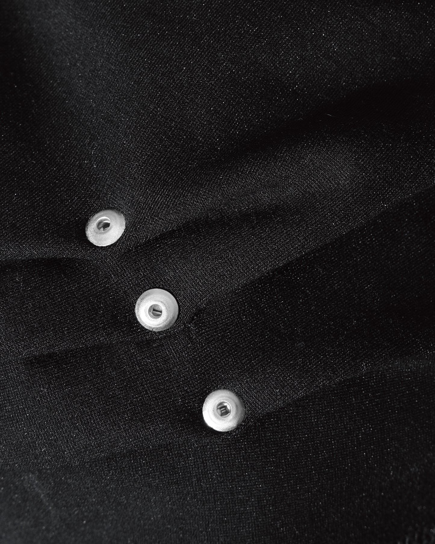 “GIL” PLEATED SKULLY IN BLACK