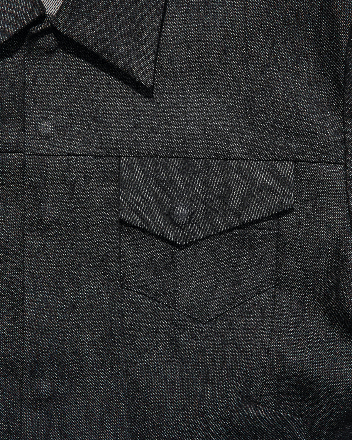 “LILIM” TRUCKET JACKET