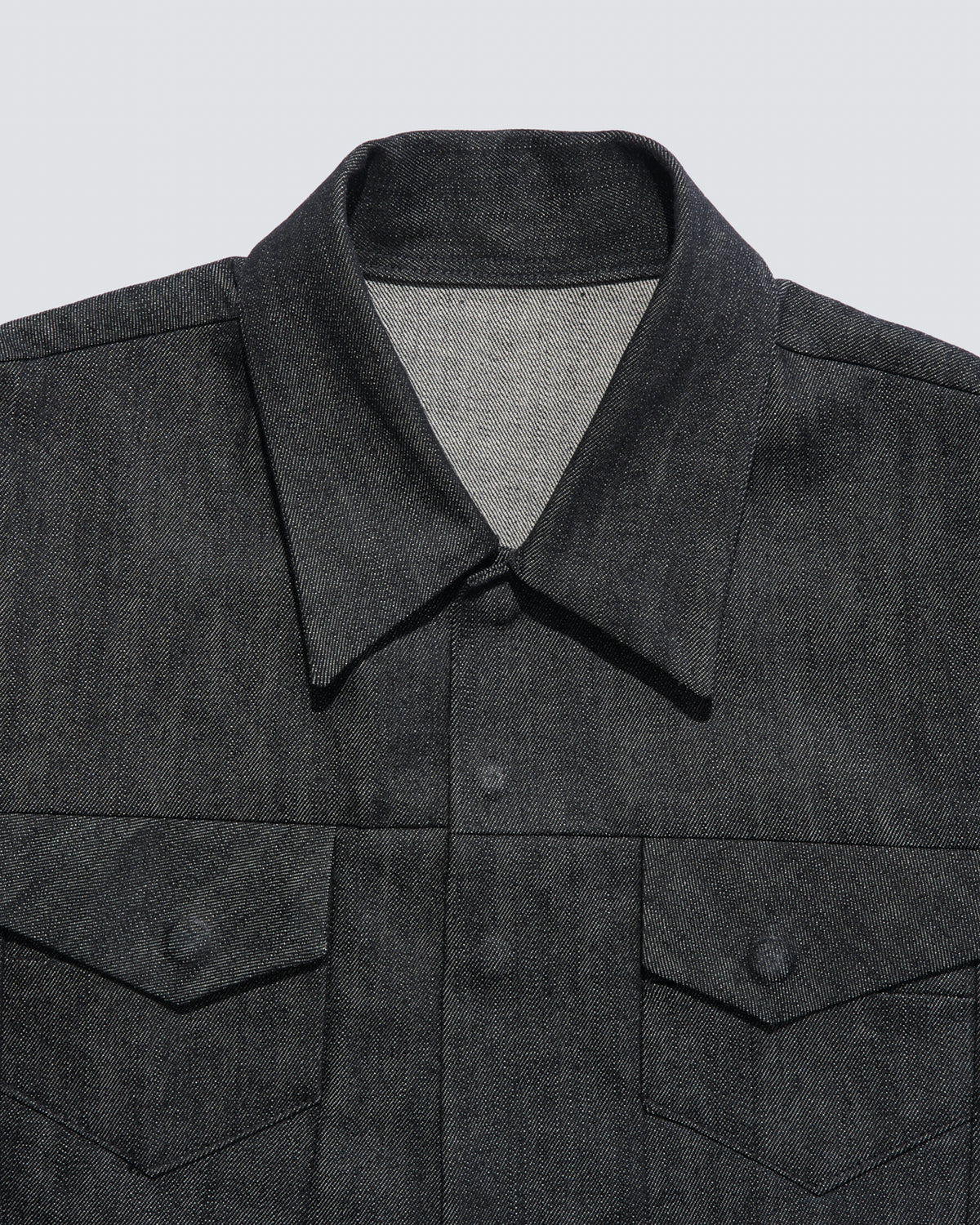 “LILIM” TRUCKET JACKET